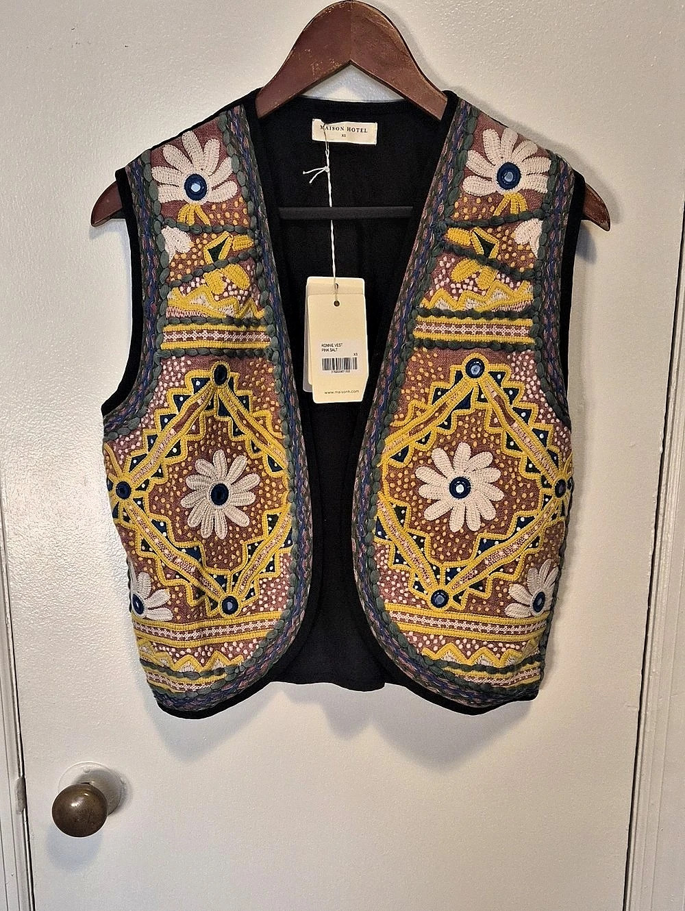 Maison Hotel Ronnie Vest Embroidered Multicolor & Black XS